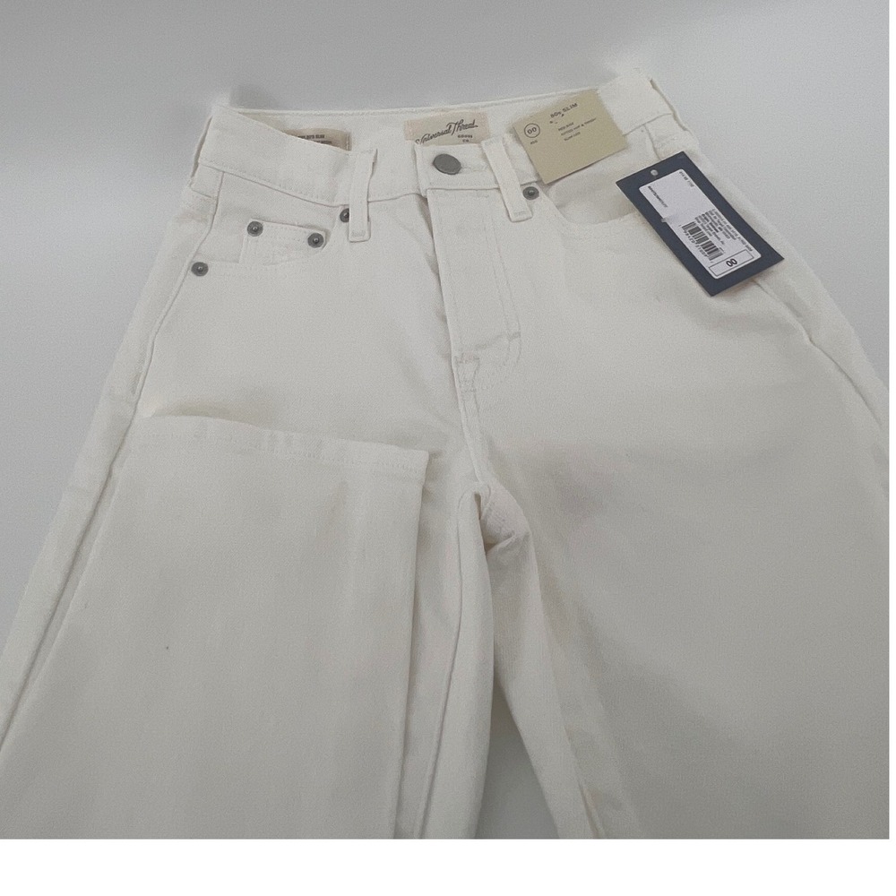 Y2K Chic Universal Thread Womens 80s Slim Mid Rise Distressed Jeans White 00R
